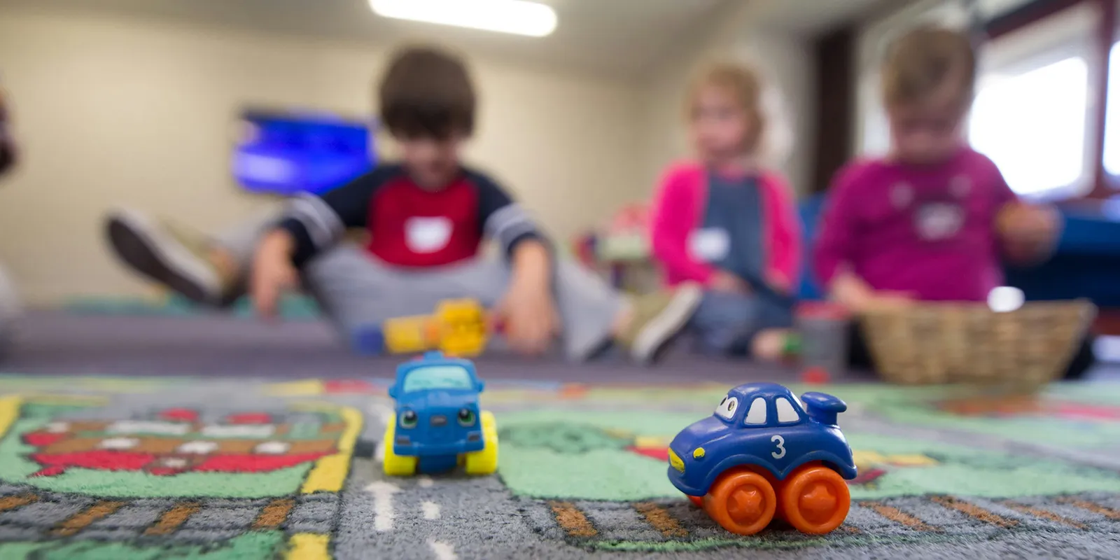 Lábbal szorították le: bölcsődében lelte halálát a kisbaba