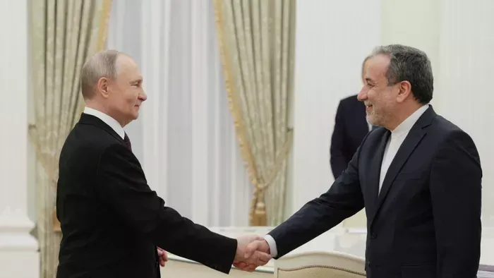 Hirtelen Moszkvába utazott az iráni külügyminiszter