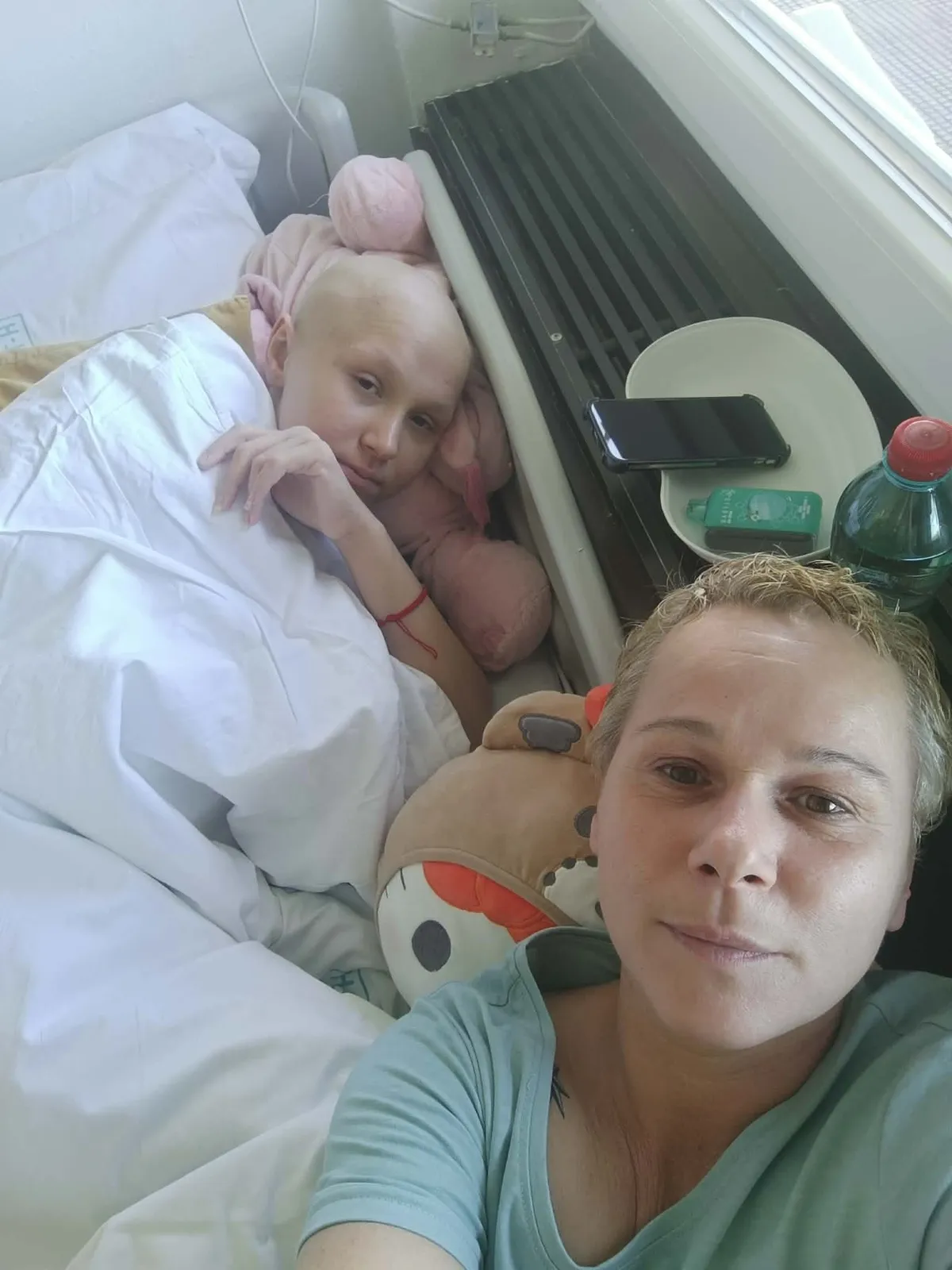 Zsuzsa nagyon boldog, hogy az orvosok javulást látnak Elizánál 