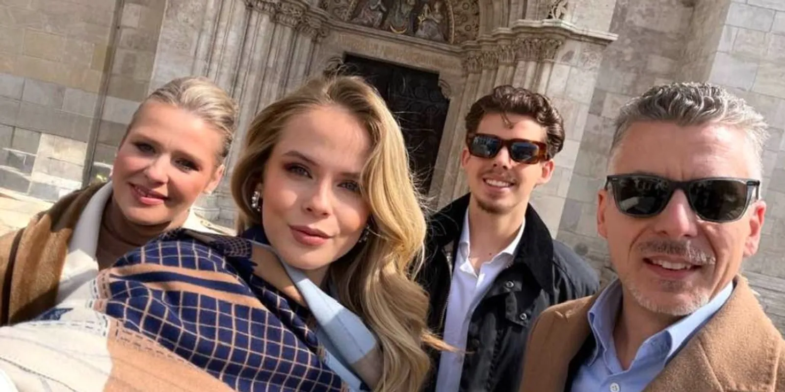 Rákay Philipék családosan szavaztak