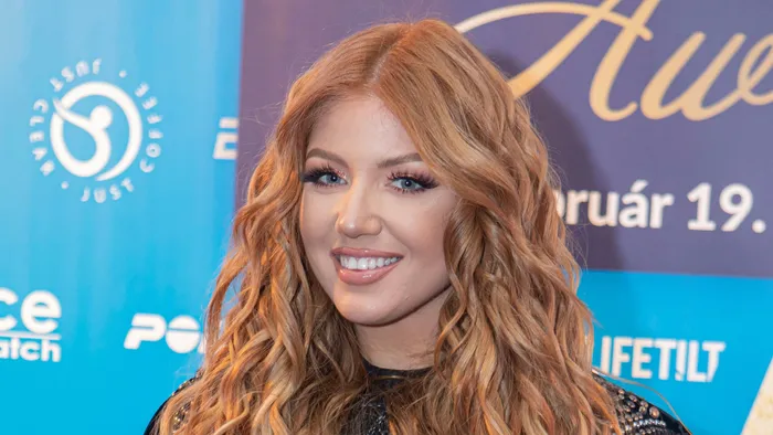 Olvadoznak a rajongók Tolvai Reni szexi fotójától