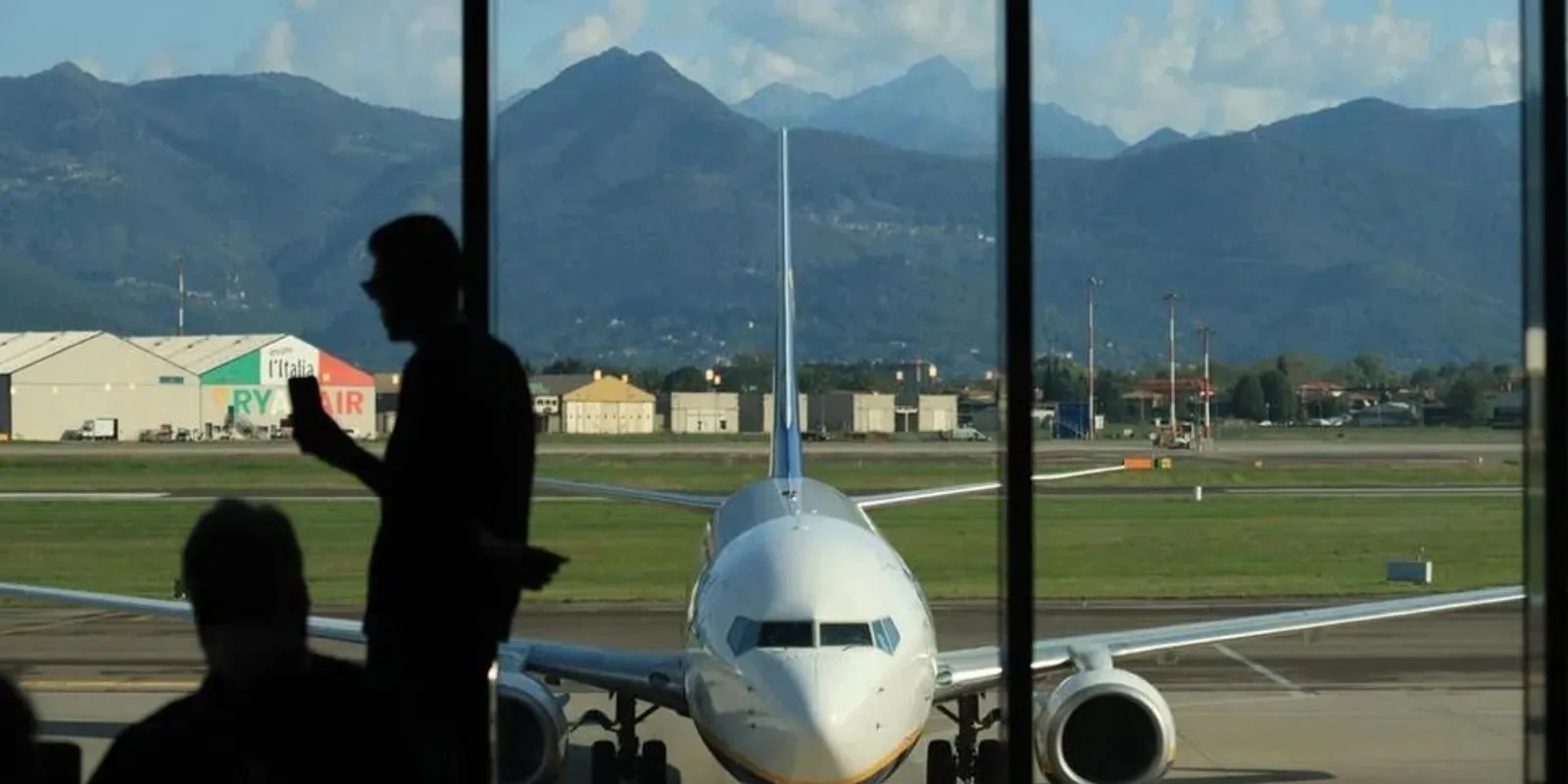 Több olasz reptéren már majdnem elfogyott a kerozin