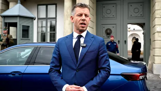 Magyar Pétert irányba tették a kommentelők, besokalltak a stílusától