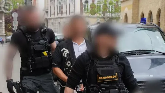 A magyar Pablo Escobar nyomában: egy csöndes tatabányai kertvárosba vezetnek a szálak