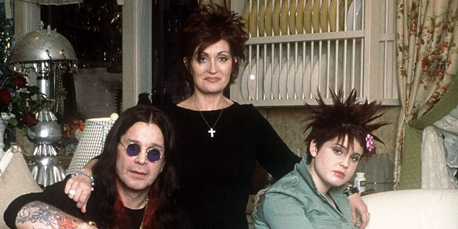 Zokogva vallott apjáról a gyászoló Kelly Osbourne