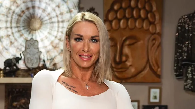 Molnár Anikó bánatát a házfelújításba öli.