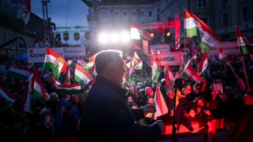 Itt nézheted élőben Orbán Viktor soproni országjárását