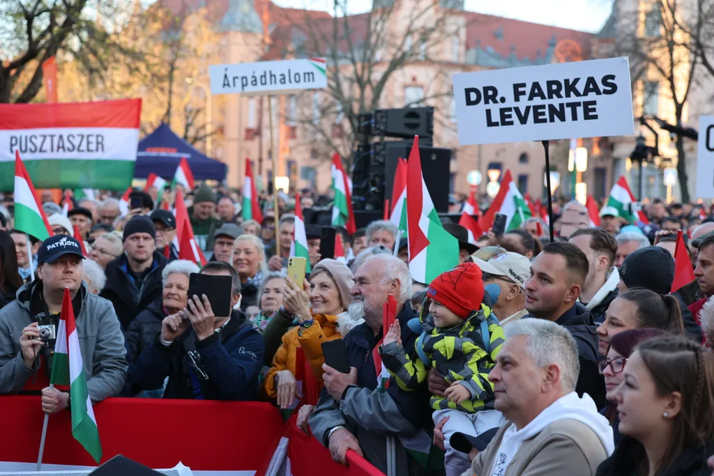 Orbán Viktor országjárás Szentes 2026_04_01