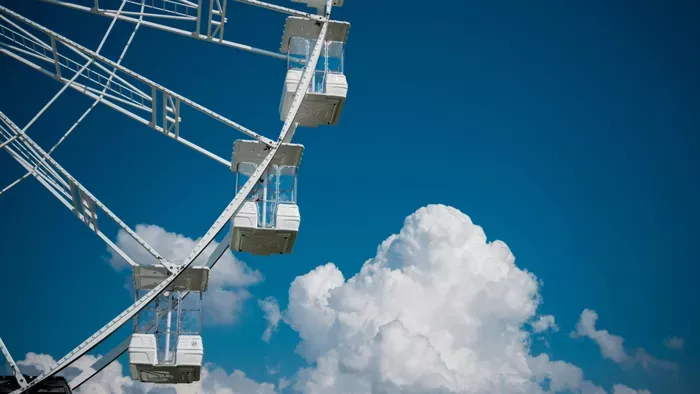 Elszakadt egy vidámparki játék kábele, négyen megsérültek