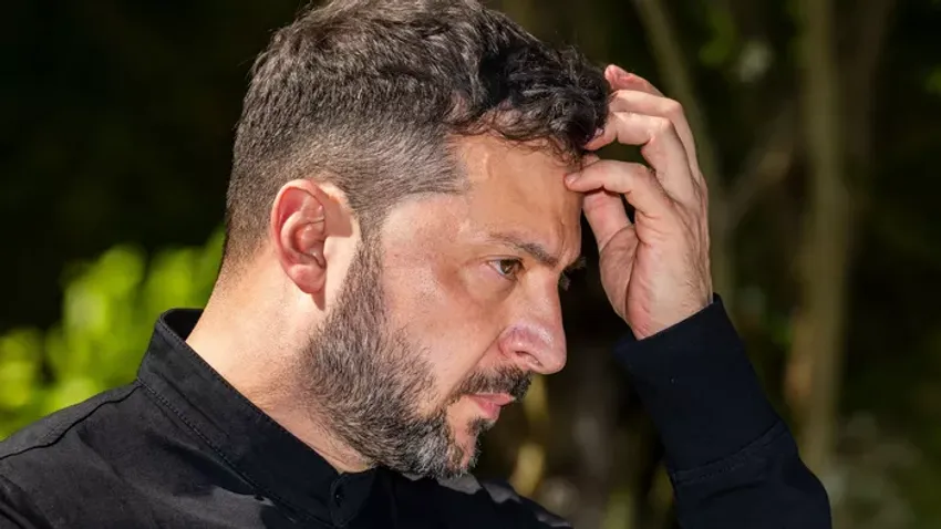 Botrány Ukrajnában: Aktmodellből csinált konzult Zelenszkij