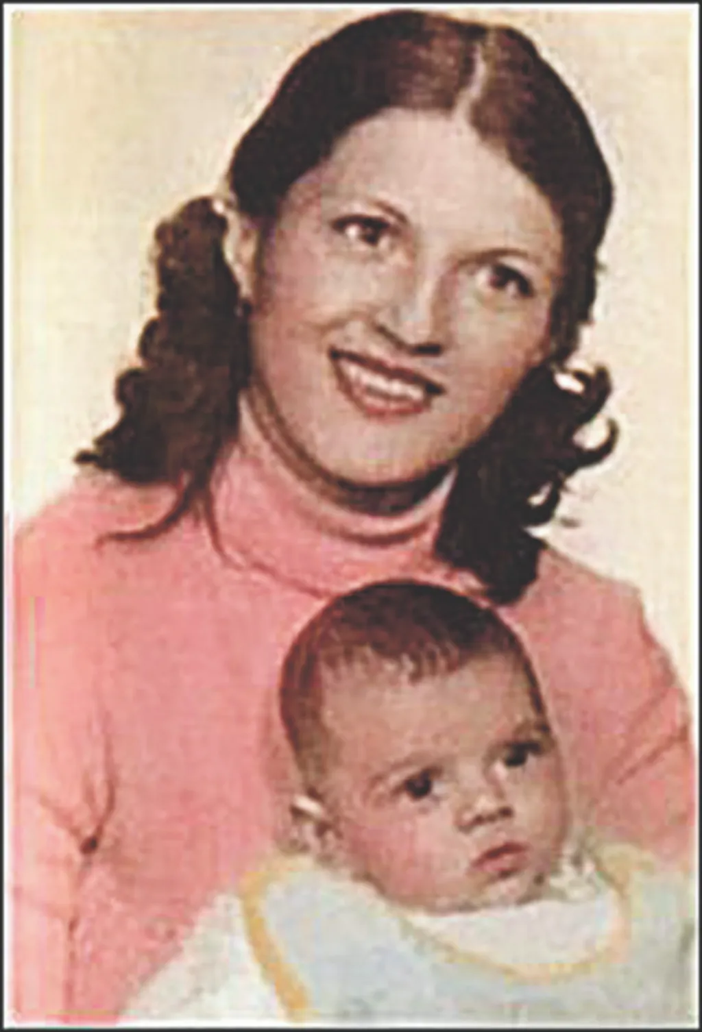 Hot feltöltés
Hot! Extra: A Semmiből a csúcsra! Sztárok, akik mélyről indultak 