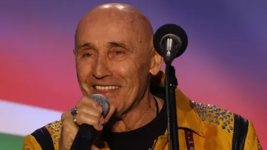 Orbán Viktor mellett tett hitet az EDDA frontembere: „Én az életre szavazok!”