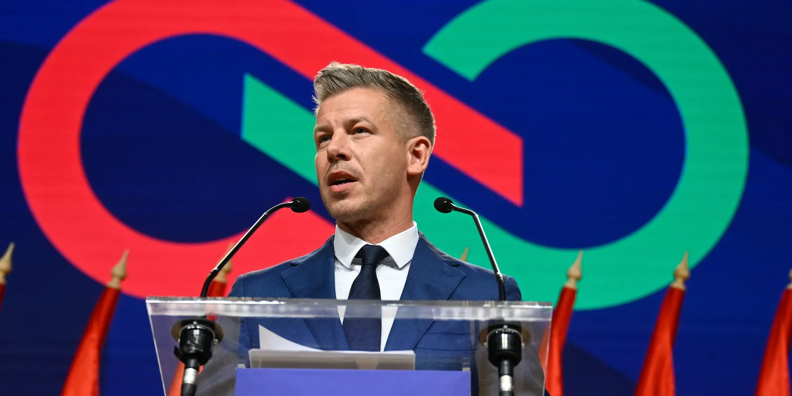 Adóemelés vagy adócsökkentés vár a magyarokra?