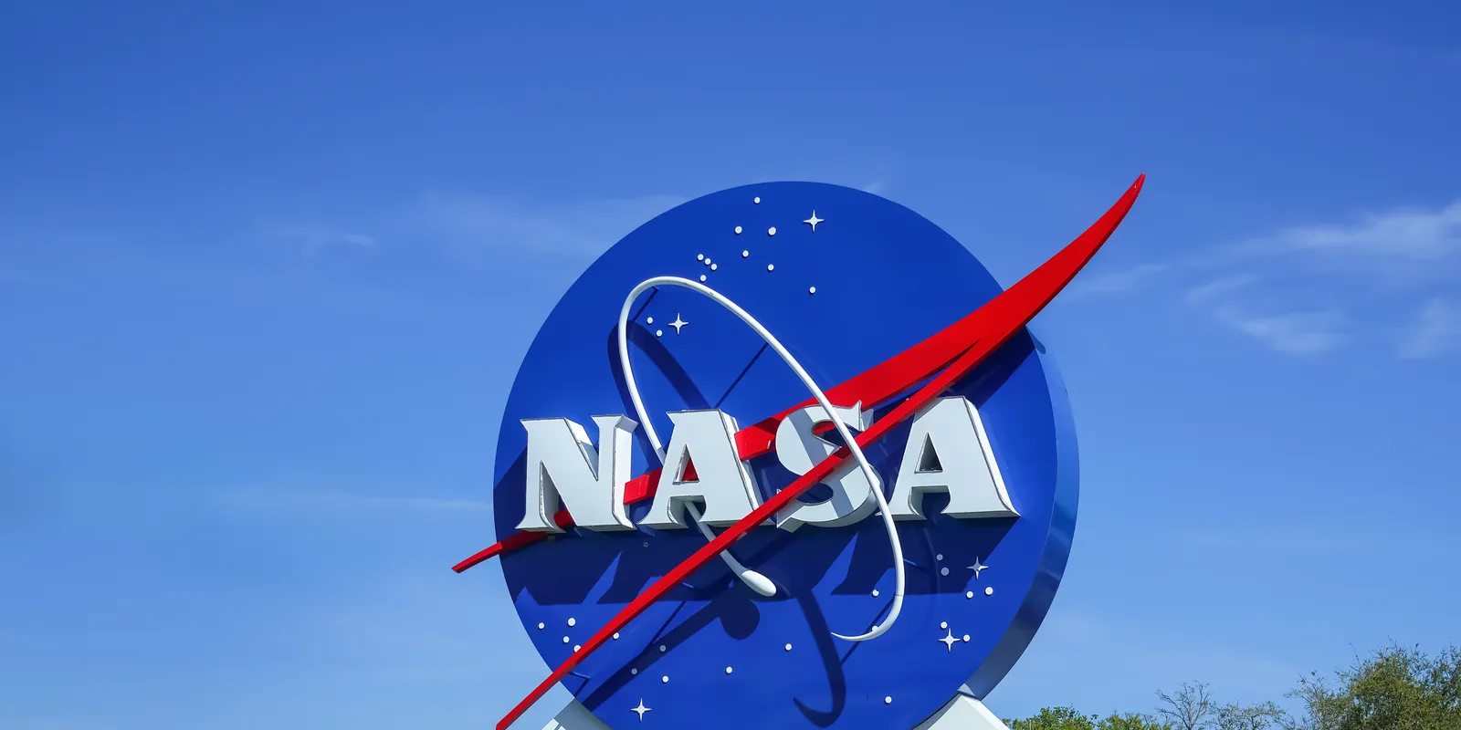 Figyelmeztet a NASA: Hatalmas aszteroida éri el a Napot