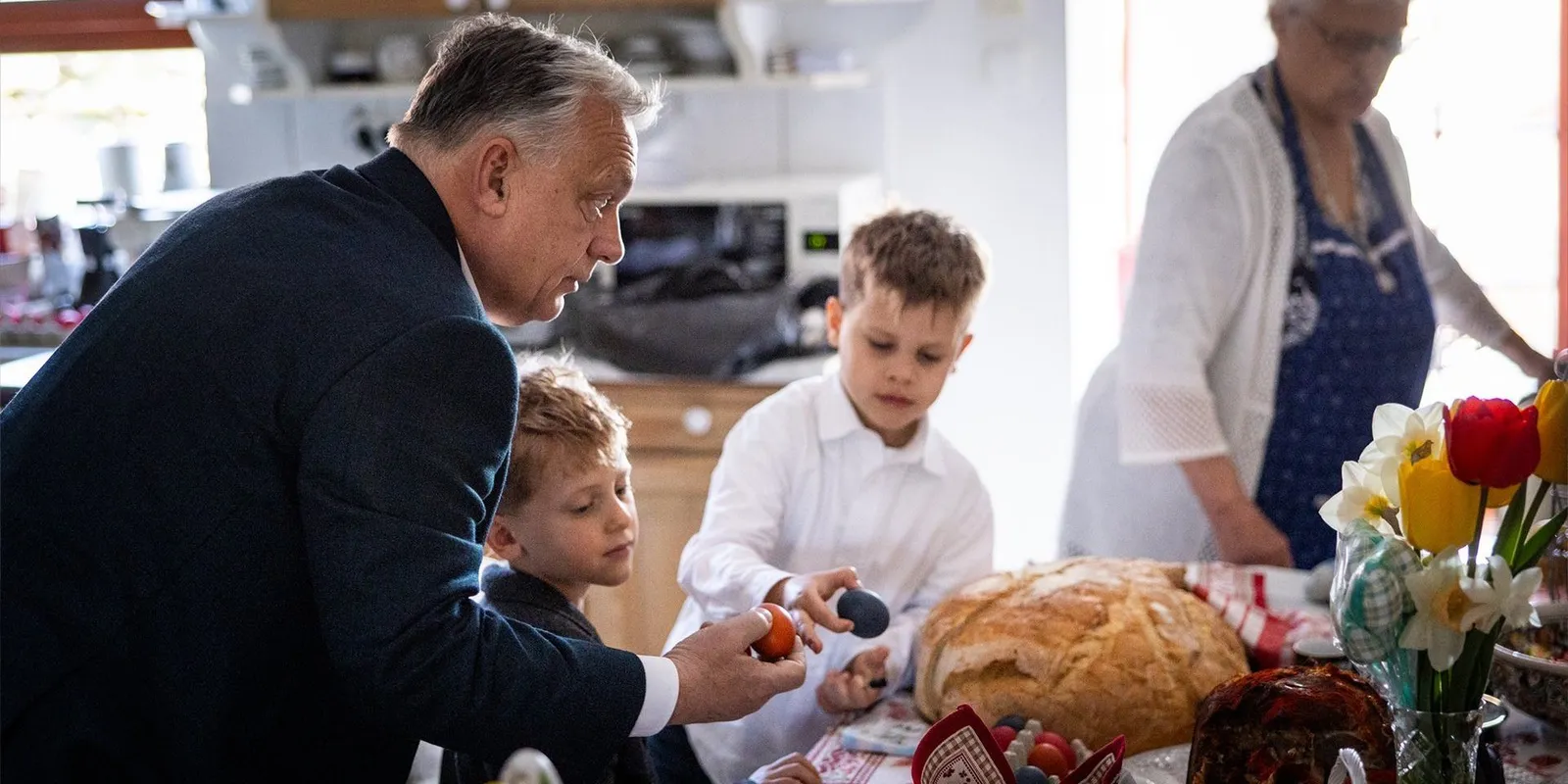 Orbán Viktor: Ideje begyűjteni a piros tojásokat!