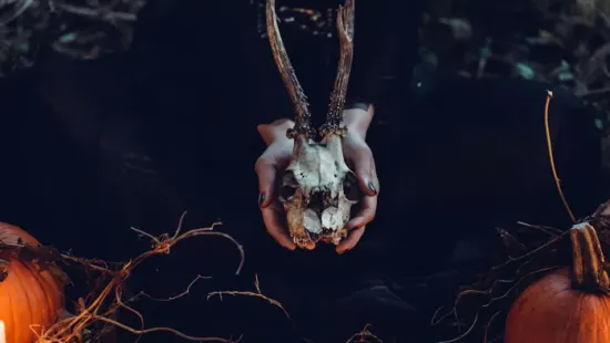 Démoni anya: kivégezte a saját lányát, hogy a kisfia meggyógyulhasson