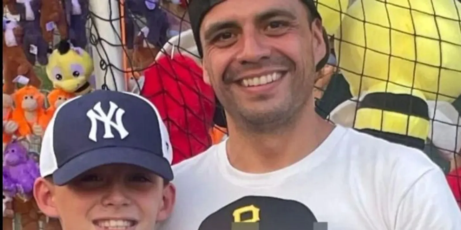 Az év apja lelőtte fiát a repülőtéren, majd öngyilkos lett