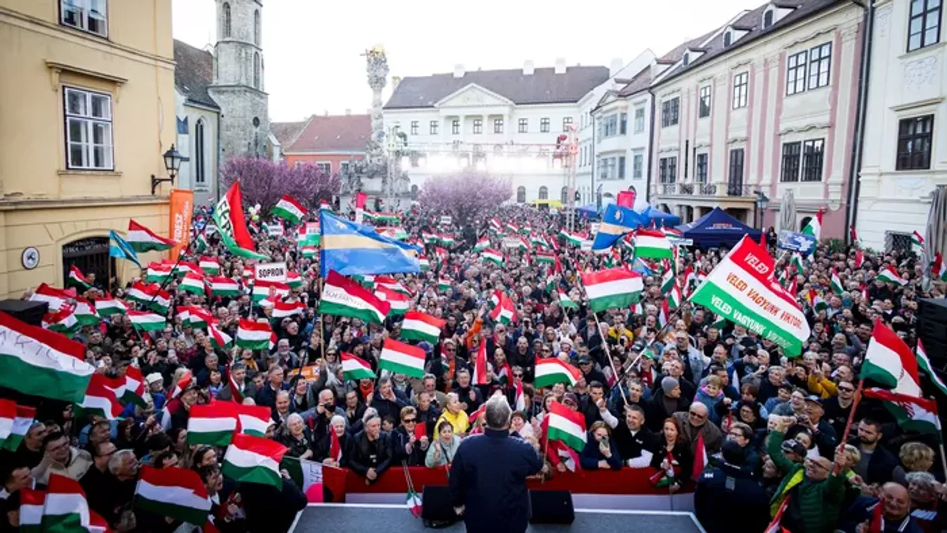 Ezt nehéz lesz letagadnia a Telex-444-féle univerzumnak: hatalmas tömeg fogadta Orbán Viktort Sopronban