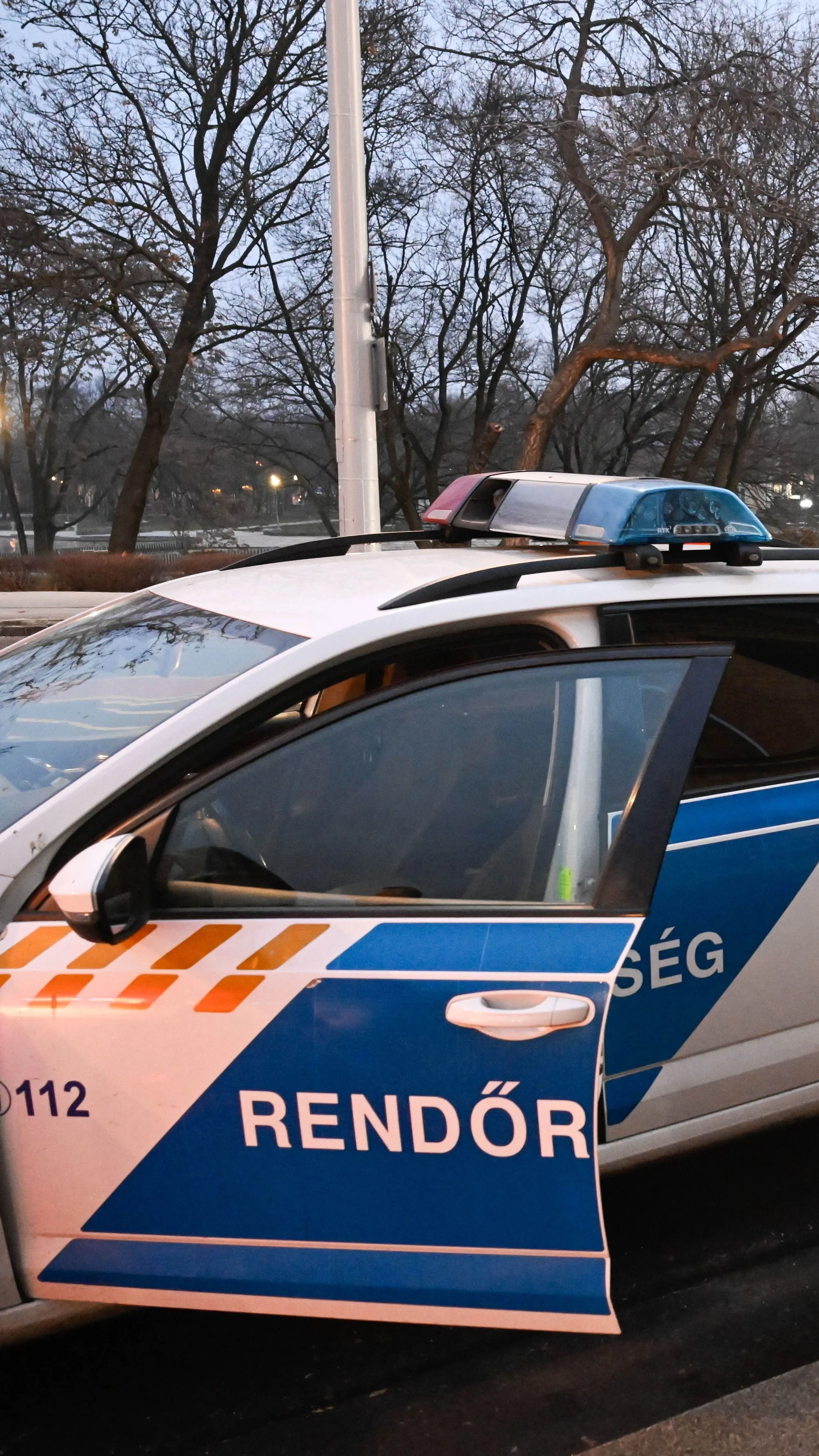 Szívecskés köntösben kapcsolták le a rendőrök a dílert!