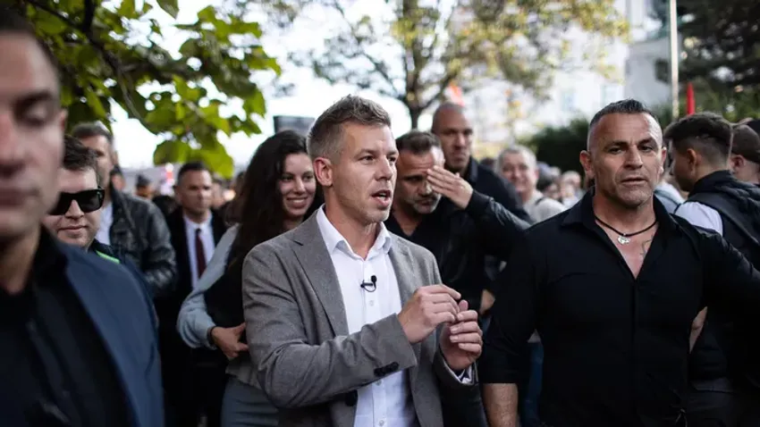 Vajon idén is az ukrán nagykövettel tölti a húsvétot Magyar?