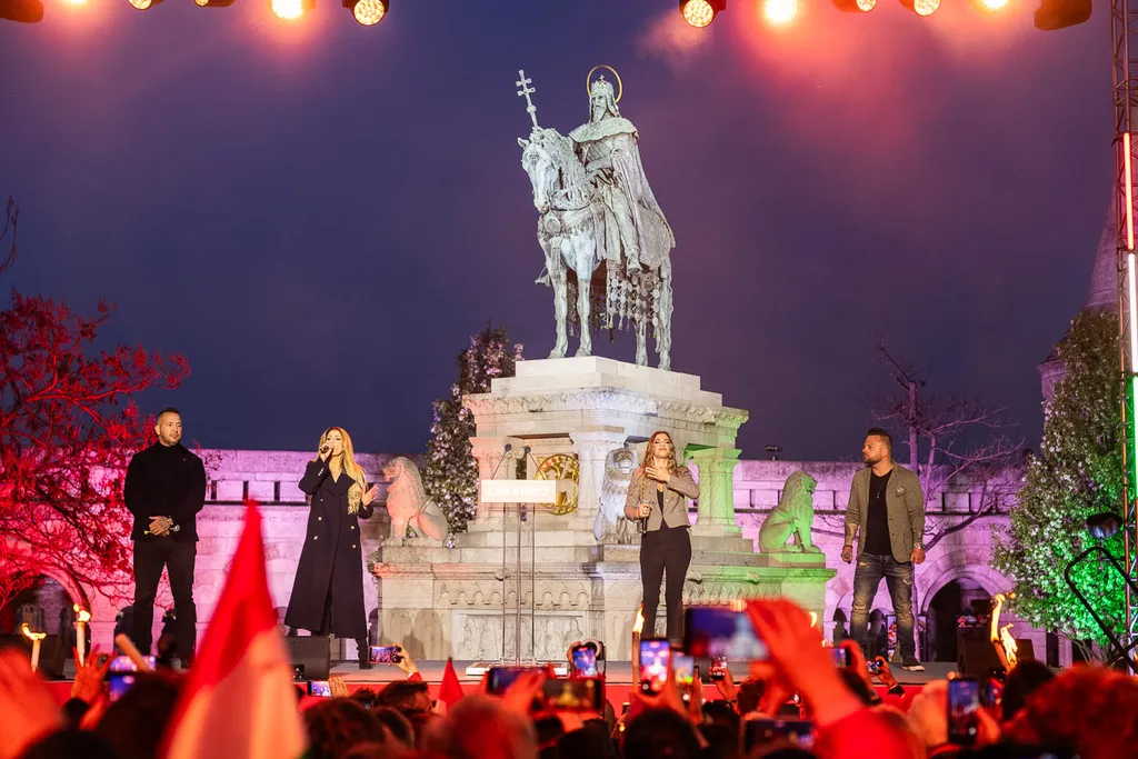 2026.04.11.Orbán Viktor-Kampány Záró-Országjárás-Budapest Szentháromság tér