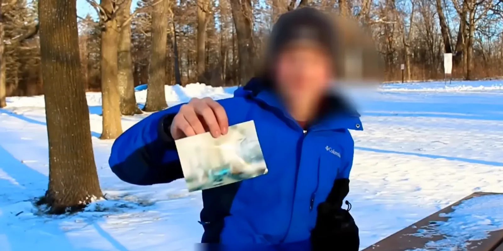 Fényképpel bizonyítja egy férfi, hogy időutazó