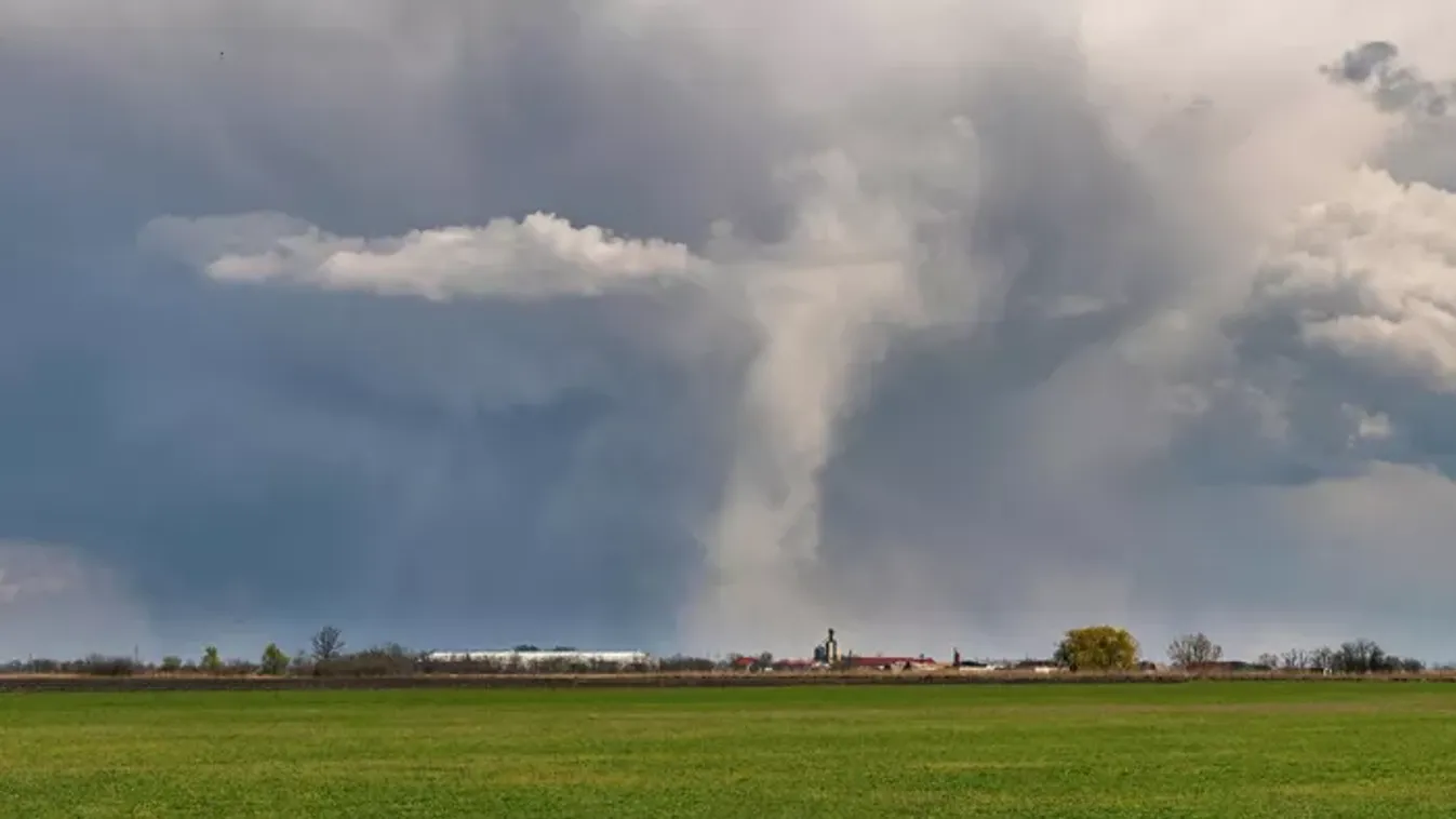 Porördög tűnt fel Kisteleknél és Budapesten
