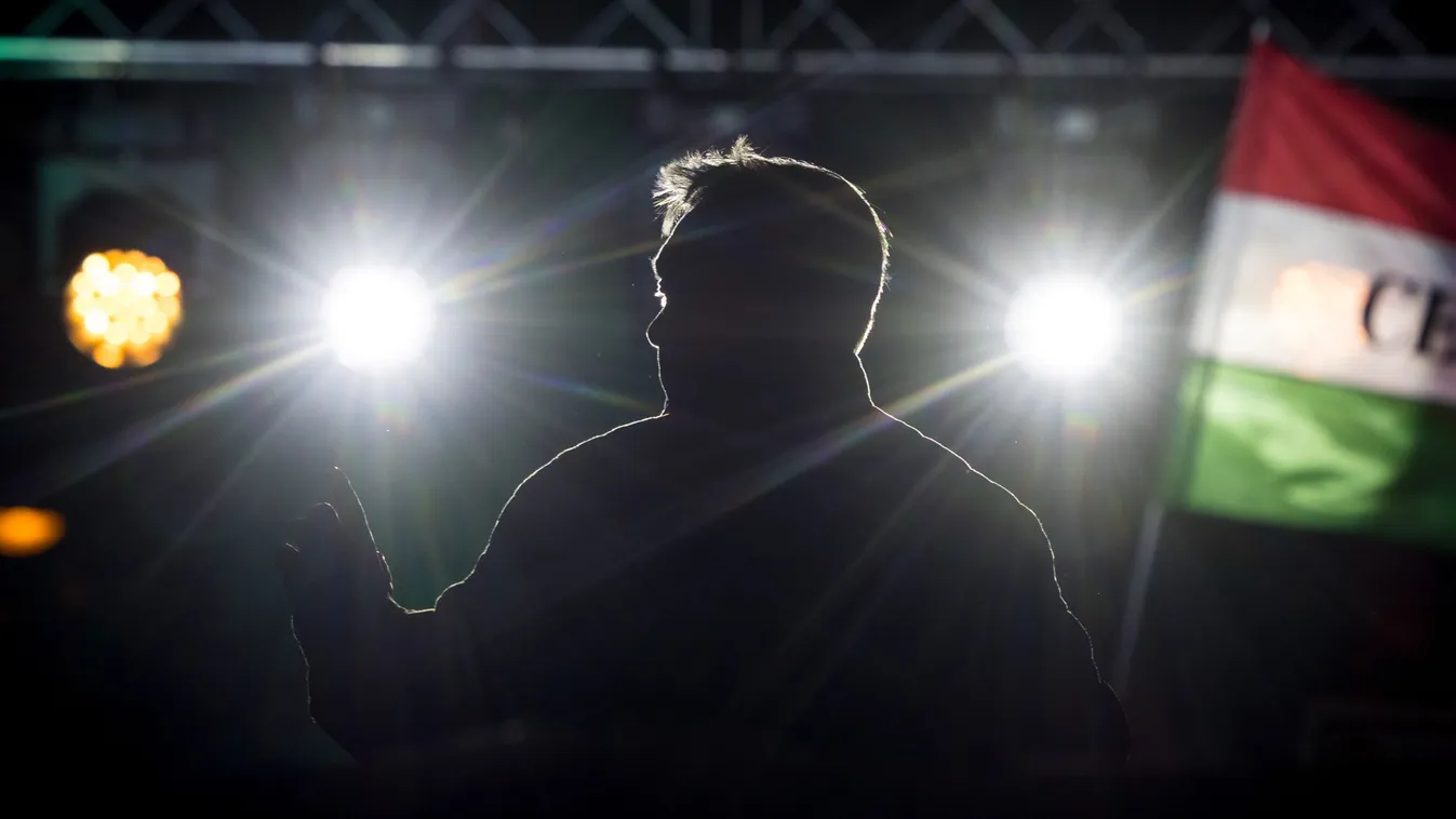 Orbán Viktor: Elindul a sonkafőzés.