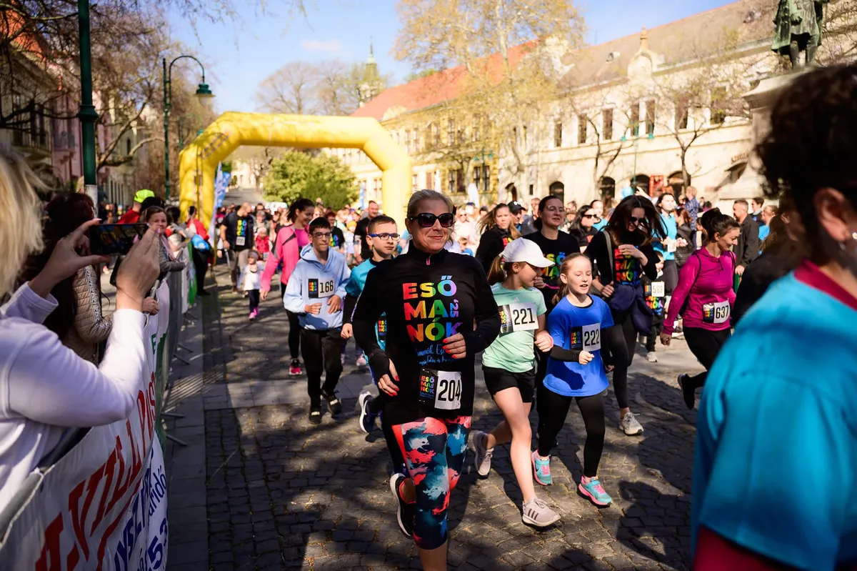 Jótékonysági futóversenyt szerveznek az autizmussal élőkért Szekszárdon