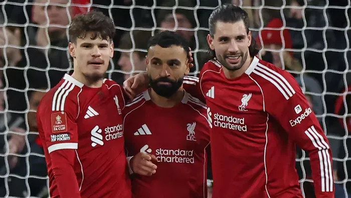 Szoboszlai után újabb magyar csapattársa lehet Szalahnak