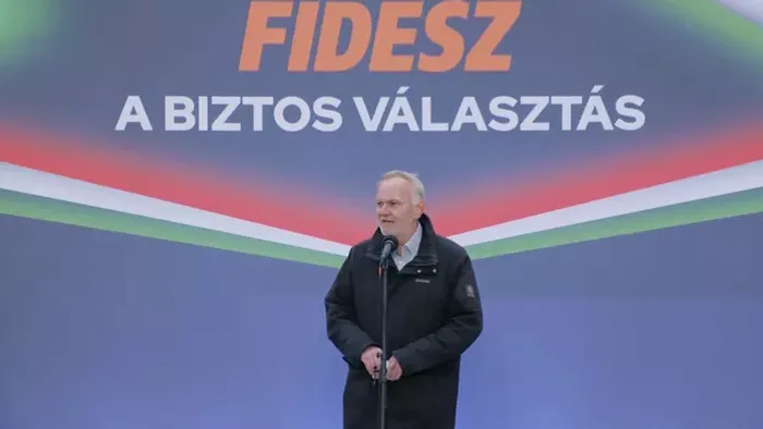 „Nehogy már Brüsszelből döntsék el, hogy kikkel akarunk együtt élni”