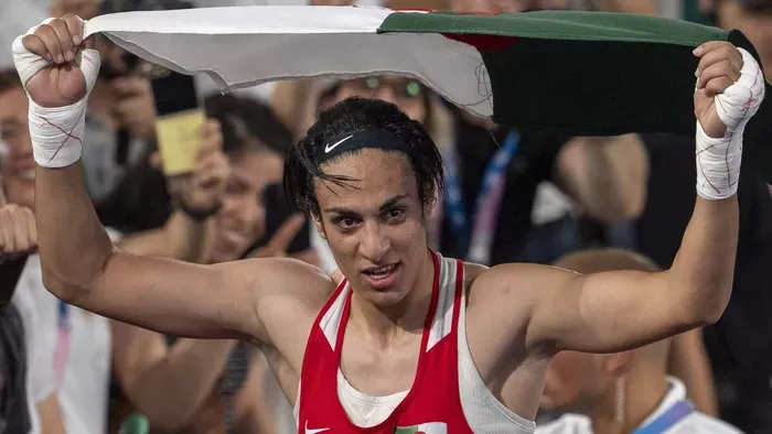 Váltás mellett döntött a férfias bokszolónő, Iman Helif