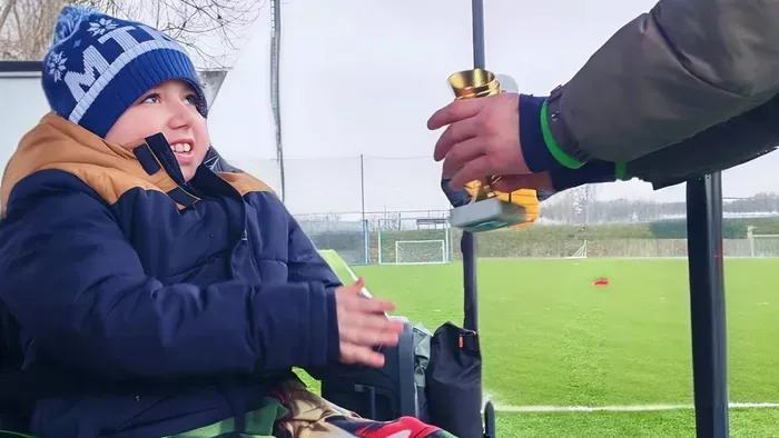 Így adhatsz jövőt a súlyos beteg, tízéves Ádinak