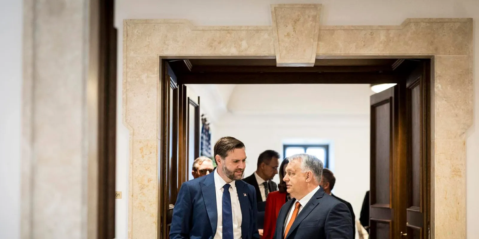 Hagyják békén Magyarországot! - ezt üzen az amerikai elnök.