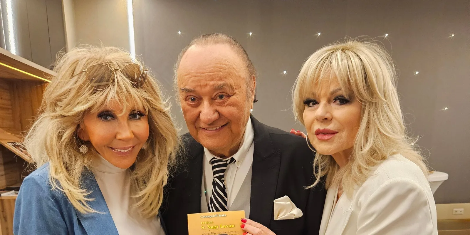 Csongrádi Kata elárulta a Reptér című sláger történetét