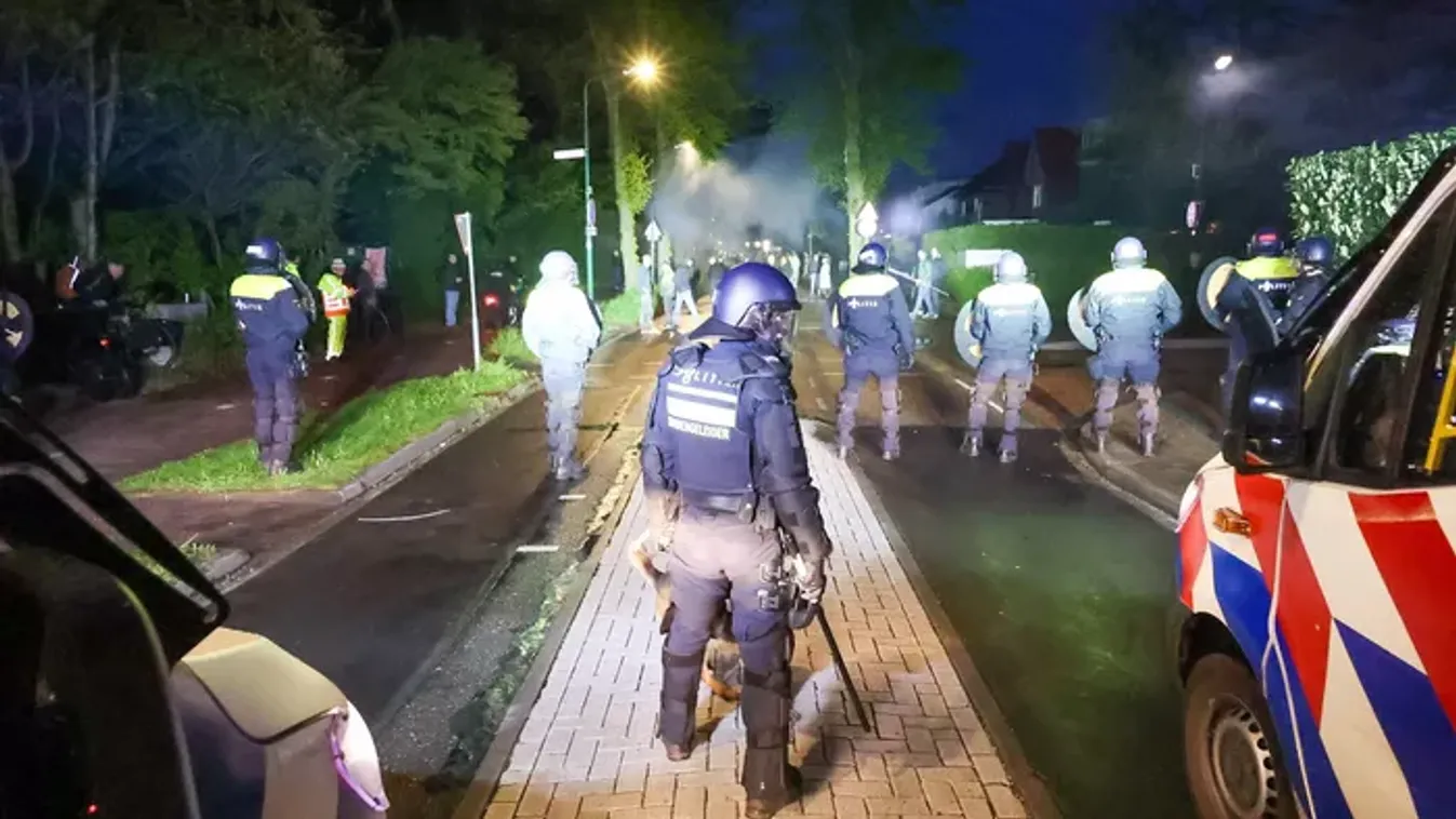 Bevándorlásellenes zavargások robbantak ki Hollandiában