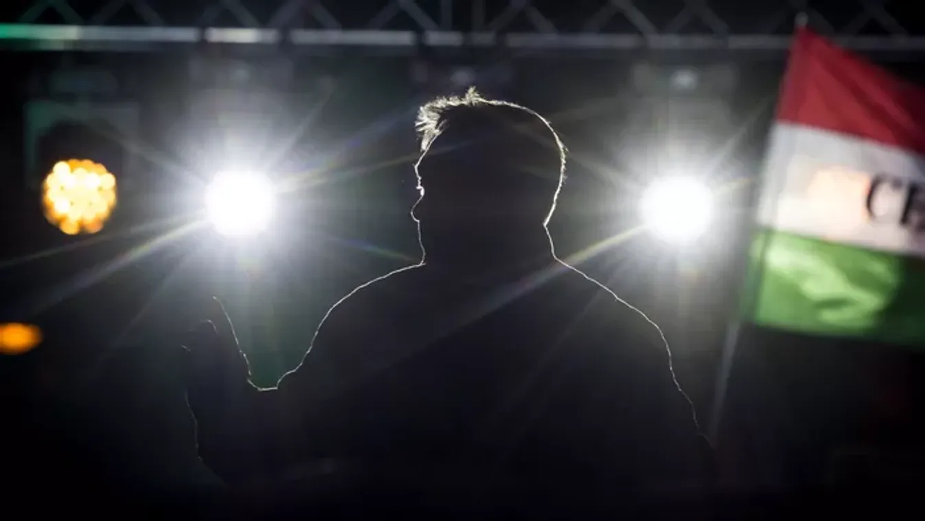 Orbán Viktor: Kezdődik!