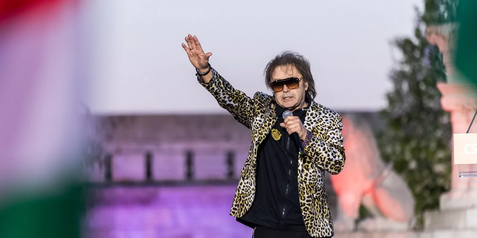 Így adott zenei leckét a kormánypárt az ellenzéknek Szikora Róbert által