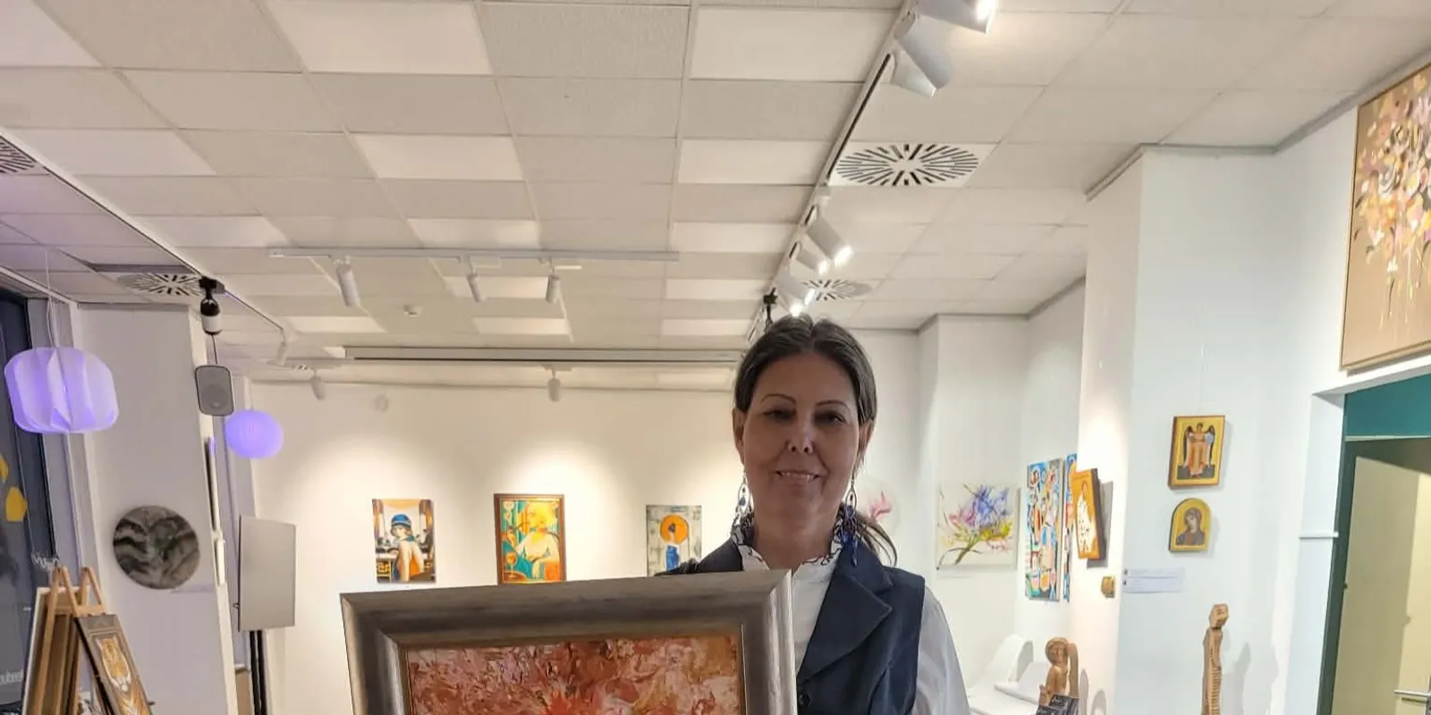  Újabb mérföldkő: Japánban is bemutatják Aradi Gabriella festményét