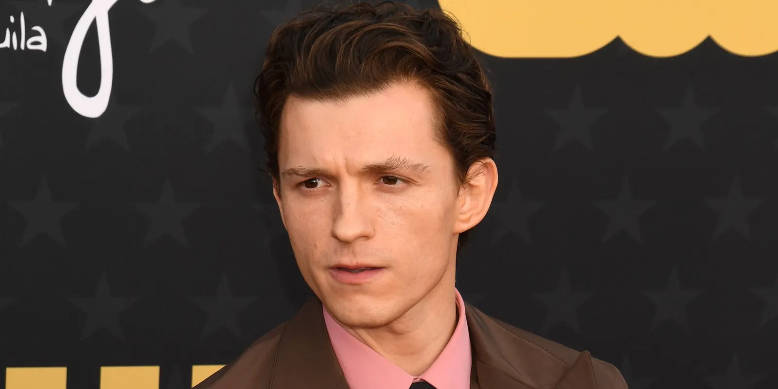 Tom Holland őszintén vallott arról, miért kerüli Hollywoodot