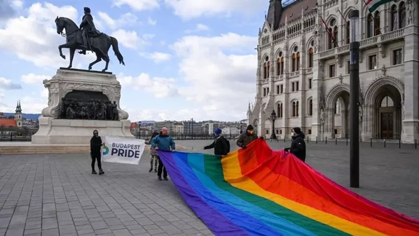 Beindult a genderlobbi, célkeresztben a gyermekvédelem