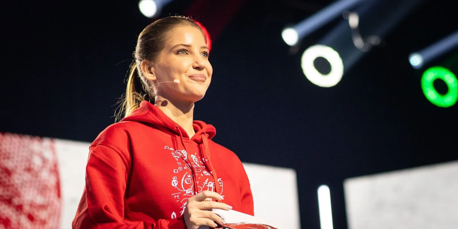 Szabó Zsófi meglepte Hajdú Pétert