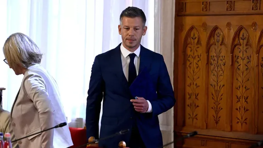 Magyar Péter még a miniszterei felét sem tudta bejelenteni