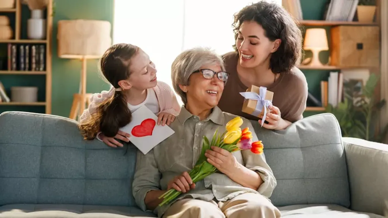 Még mindig anyák napi ajándékot keresel? Érdemes lesz benézni a SPAR-ba, van olyan csoki, ami 31%-kal olcsóbb