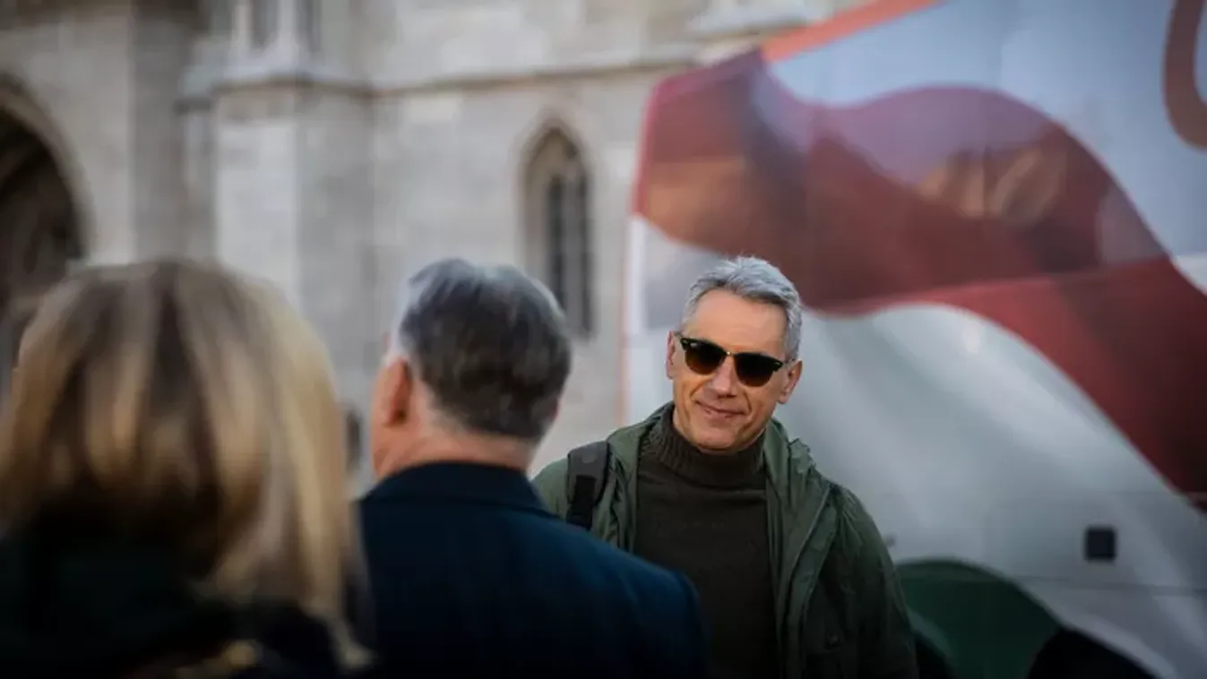 Lázár János: „A tét a magyarok biztonsága és pénze!”