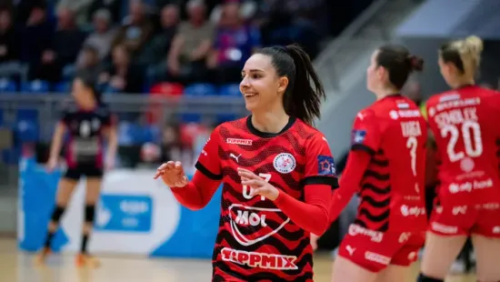 Megható pillanat, könnyek között búcsúztatták el a Fradi legendás kézilabdázóját