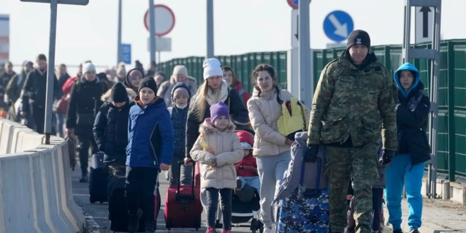 Tovább növekszik az ukrajnai menekültek száma