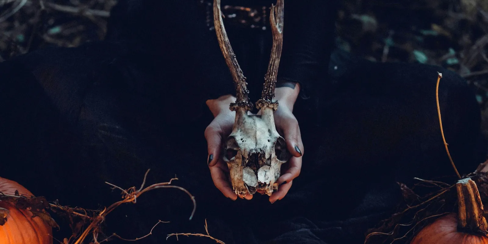 Sötét babona miatt végezte ki saját lányát a démoni anya