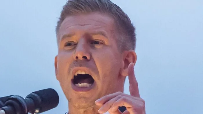 Magyar Péter az államtól független szerveket utasítgat