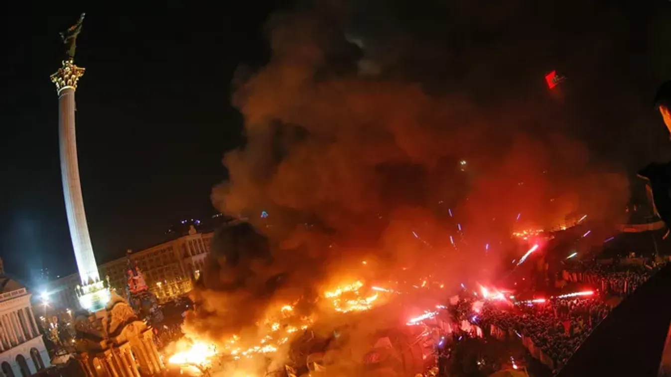 Mesterlövészeket, drónokat küldene  Zelenszkij Magyarországra